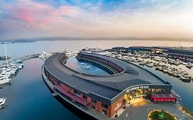 Crowne Plaza - Istanbul Tuzla Viaport Marina by IHG